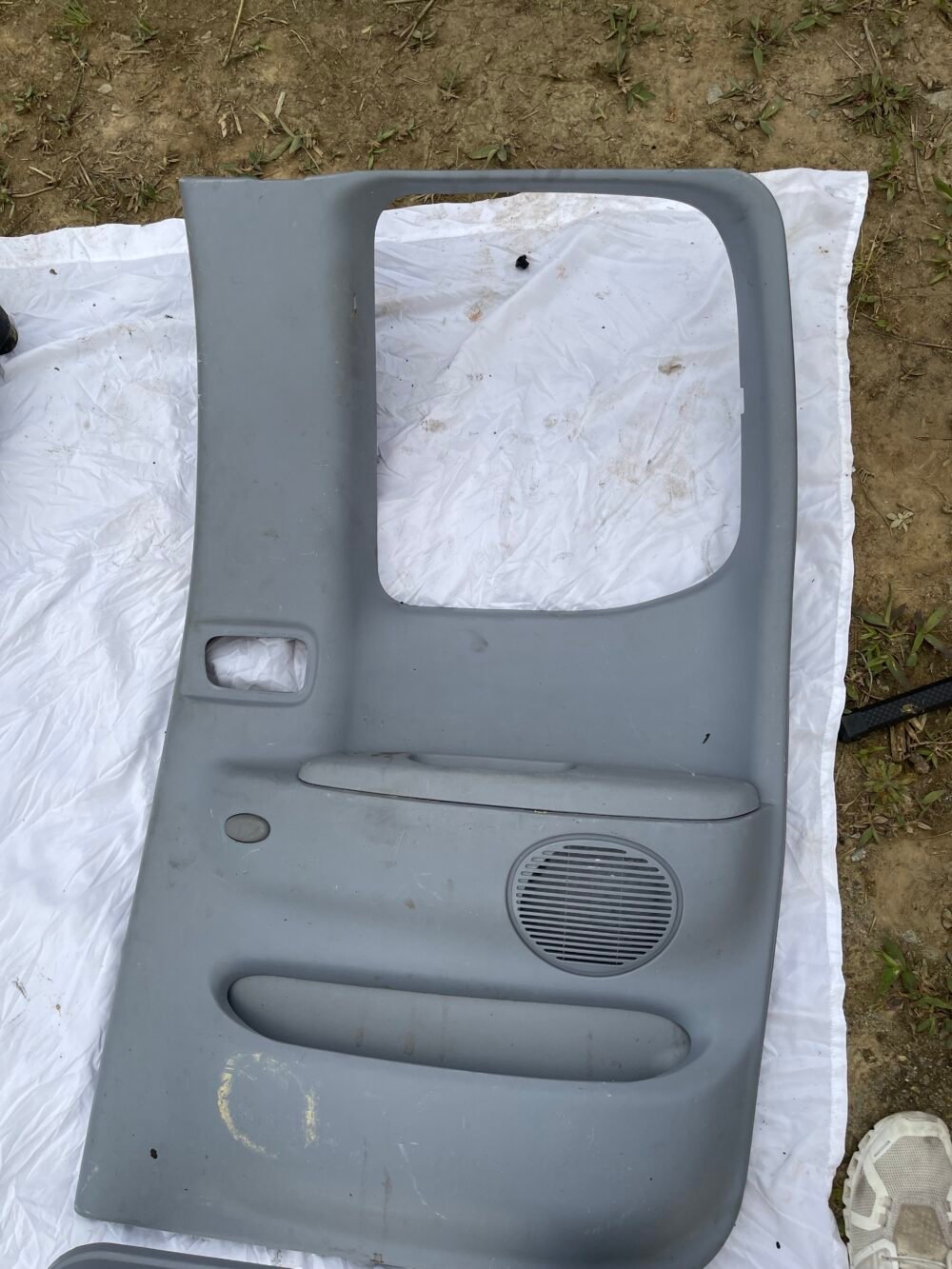 Toyota tundra sr5 2001-2005 door Pannels - Image 4