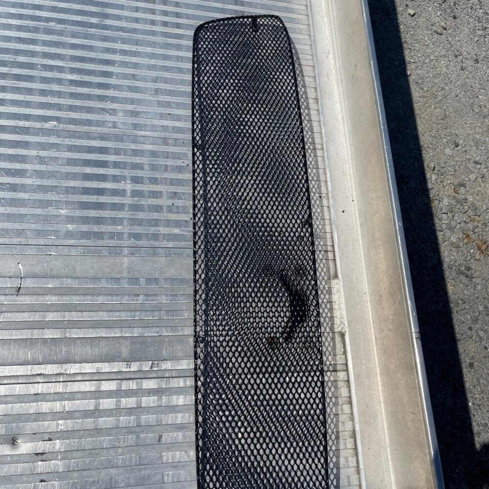 Grill Toyota Tundra 2001
