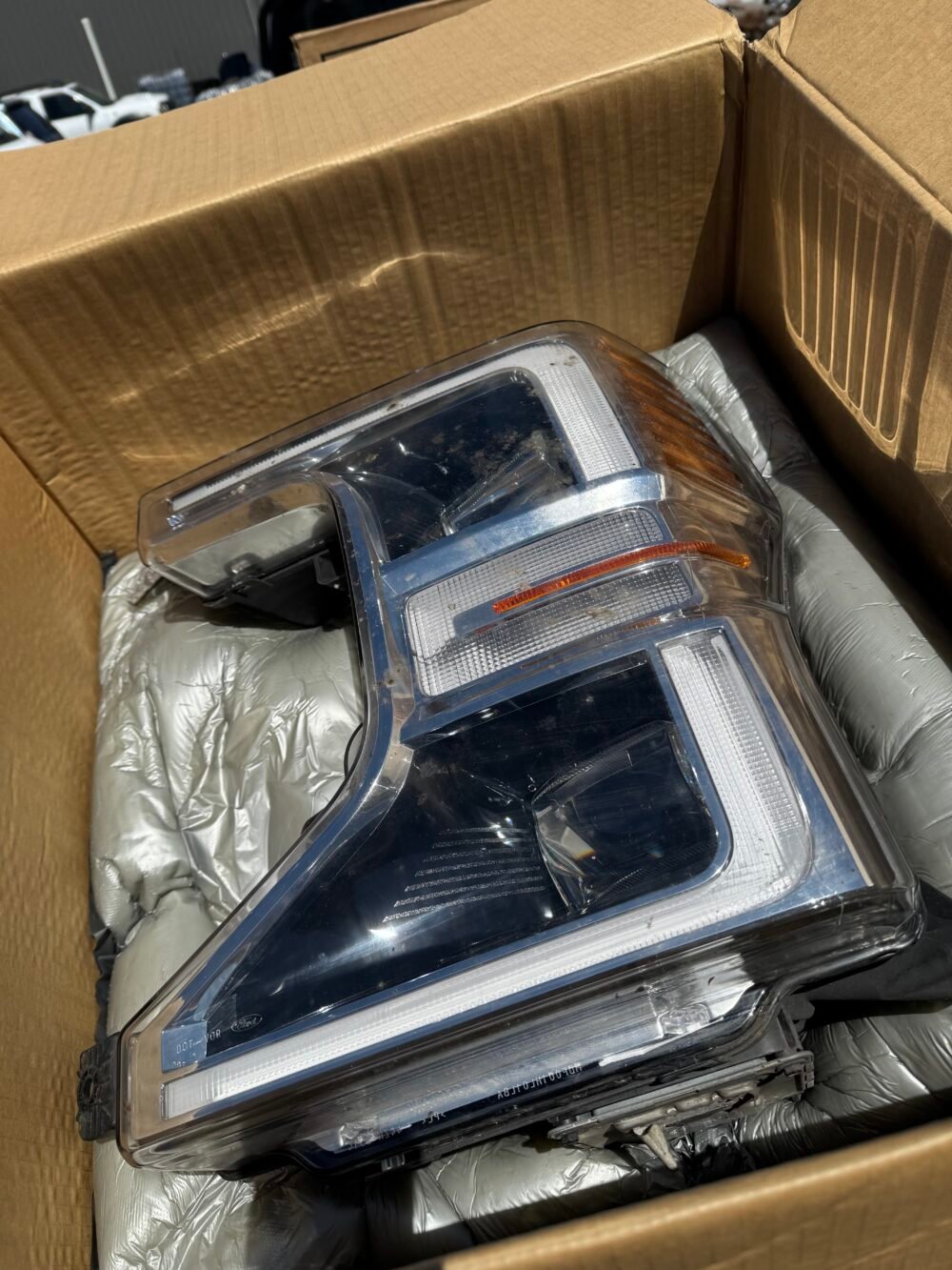 2022 F-350 Headlight Assembly Pair - Image 2