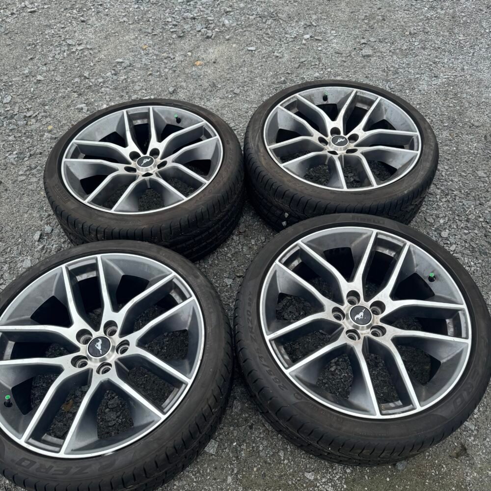Mustang Rims & Tires